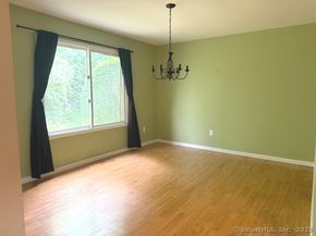 10 Eastview Drive 10, Brookfield CT 06804