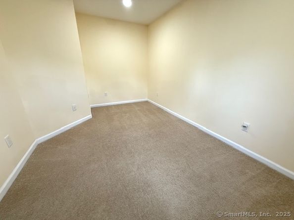 10 Eastview Drive 10, Brookfield CT 06804