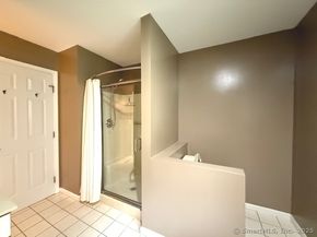 10 Eastview Drive 10, Brookfield CT 06804