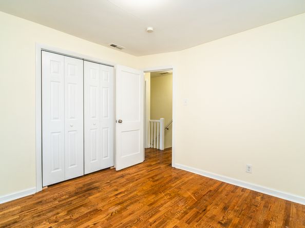 96 Manila Place, Bridgeport CT 06610