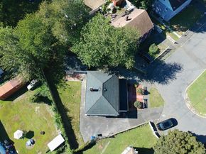 96 Manila Place, Bridgeport CT 06610