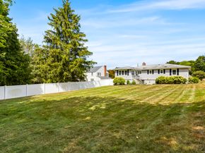 87 Parkway Drive, Trumbull CT 06611