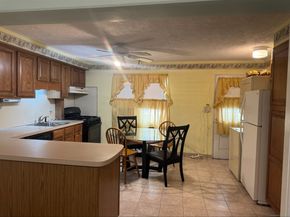 55 Court D 258, Bridgeport CT 06610