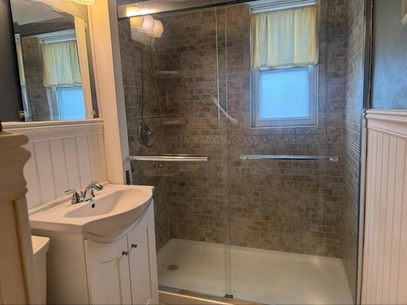 55 Court D 258, Bridgeport CT 06610
