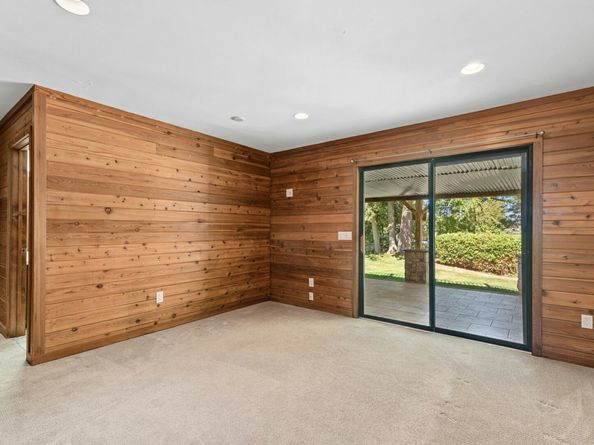 8 Bucciarelli Lane, Norwalk CT 06850