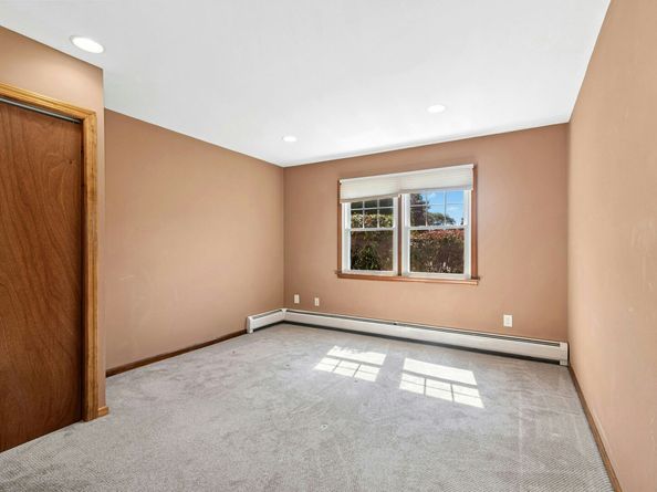 8 Bucciarelli Lane, Norwalk CT 06850