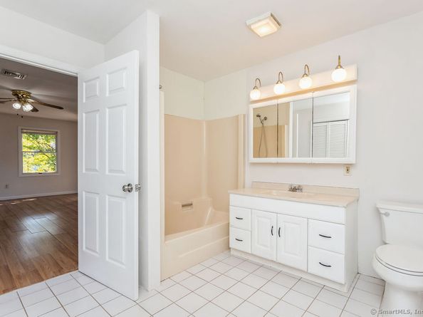 31 Chatfield Street, Stamford CT 06907