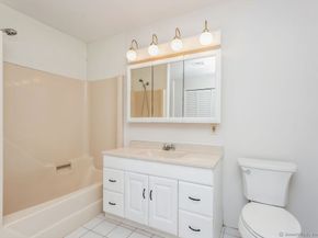31 Chatfield Street, Stamford CT 06907