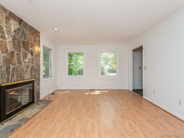 31 Chatfield Street, Stamford CT 06907