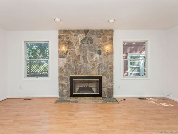 31 Chatfield Street, Stamford CT 06907