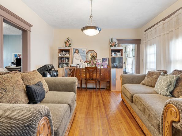 183 Calhoun Avenue, Bridgeport CT 06604