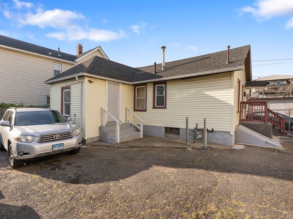 183 Calhoun Avenue, Bridgeport CT 06604