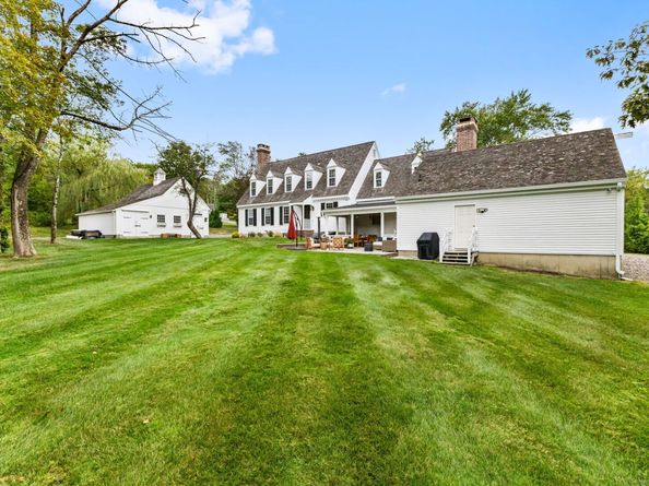 5 Bridgeworth Lane, Sherman CT 06784