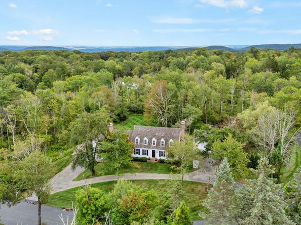 5 Bridgeworth Lane, Sherman CT 06784