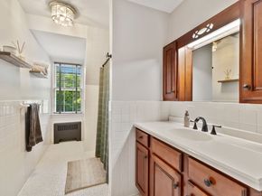 5 Bridgeworth Lane, Sherman CT 06784