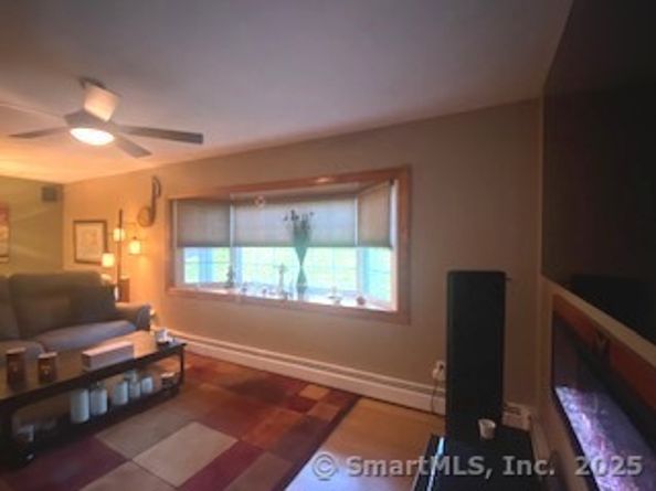 22 Prospect Drive, Brookfield CT 06804
