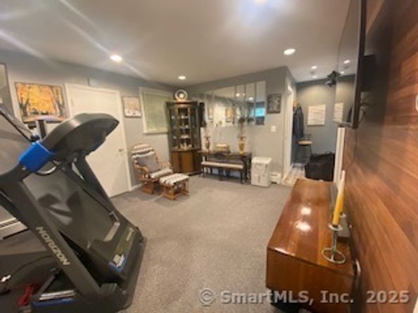 22 Prospect Drive, Brookfield CT 06804