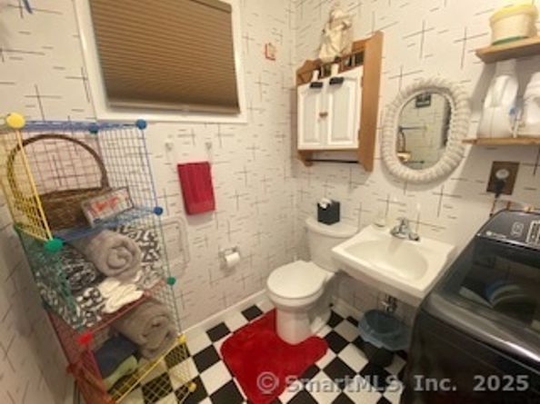 22 Prospect Drive, Brookfield CT 06804