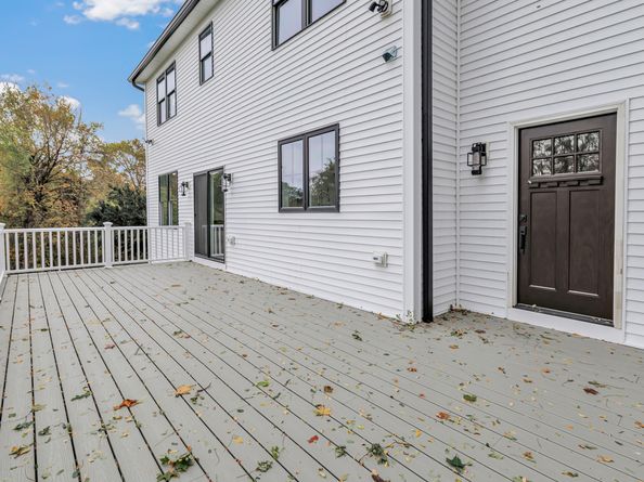 128 Barn Hill Road, Monroe CT 06468