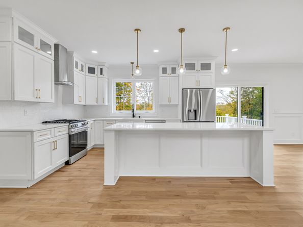 128 Barn Hill Road, Monroe CT 06468