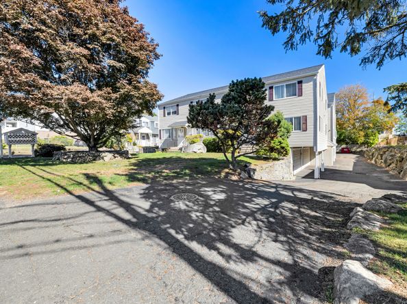 14 Ferris Avenue APT 9, Norwalk CT 06854