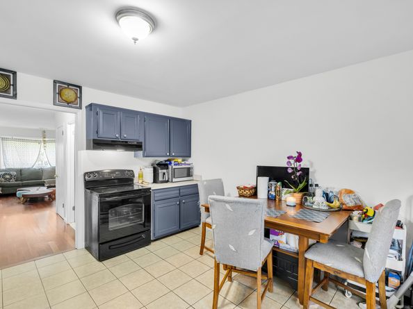 14 Ferris Avenue APT 9, Norwalk CT 06854