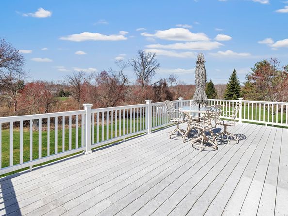 71 Old Dairy Lane, Shelton CT 06484