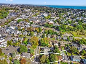43 Helen Street, Fairfield CT 06824