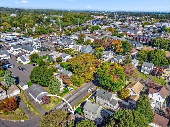 43 Helen Street, Fairfield CT 06824