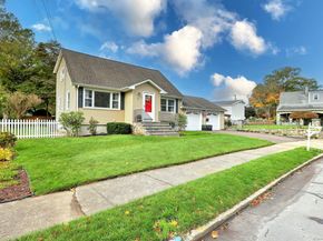 36 Tina Circle, Bridgeport CT 06606