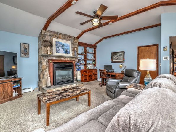 36 Tina Circle, Bridgeport CT 06606