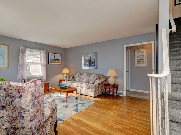 36 Tina Circle, Bridgeport CT 06606