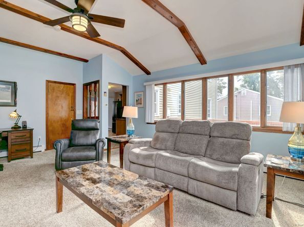 36 Tina Circle, Bridgeport CT 06606