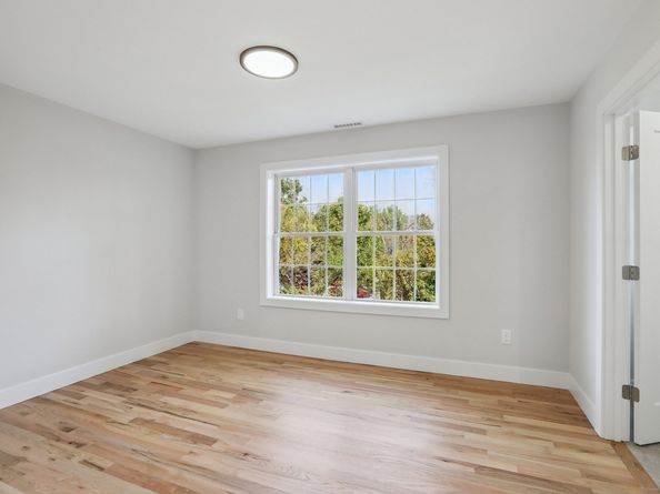 6 Vista Street, Danbury CT 06811