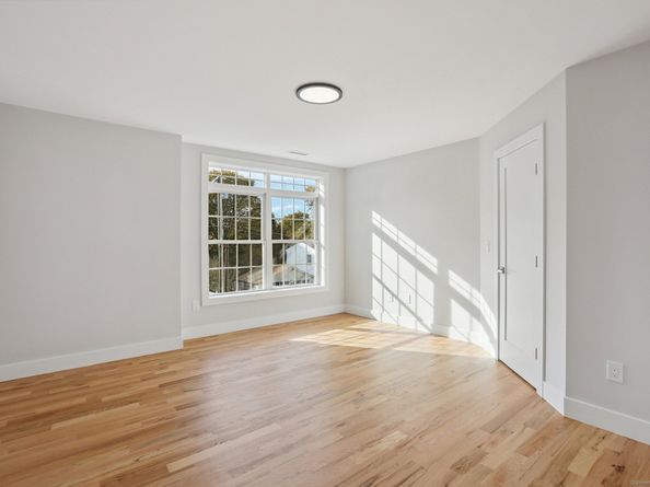 6 Vista Street, Danbury CT 06811