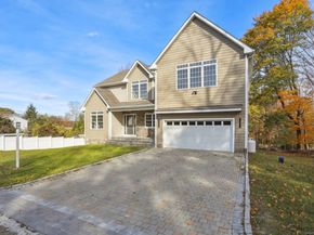 6 Vista Street, Danbury CT 06811