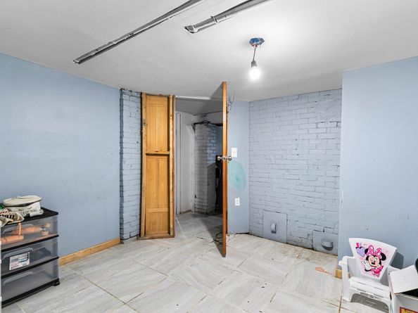 47 Lenox Avenue, Bridgeport CT 06605