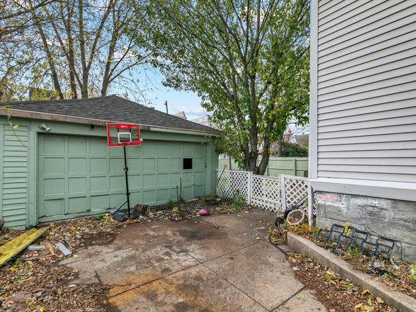 47 Lenox Avenue, Bridgeport CT 06605