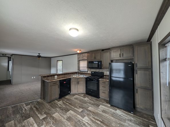 20 3rd Avenue, Shelton CT 06484