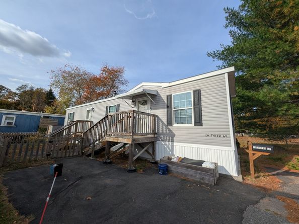 20 3rd Avenue, Shelton CT 06484