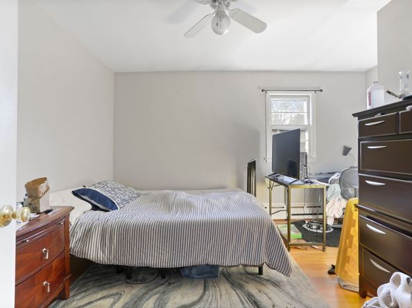 932 Thorme Street, Bridgeport CT 06606