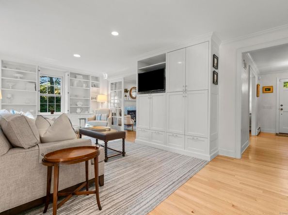 1165 Stillson Road, Fairfield CT 06824