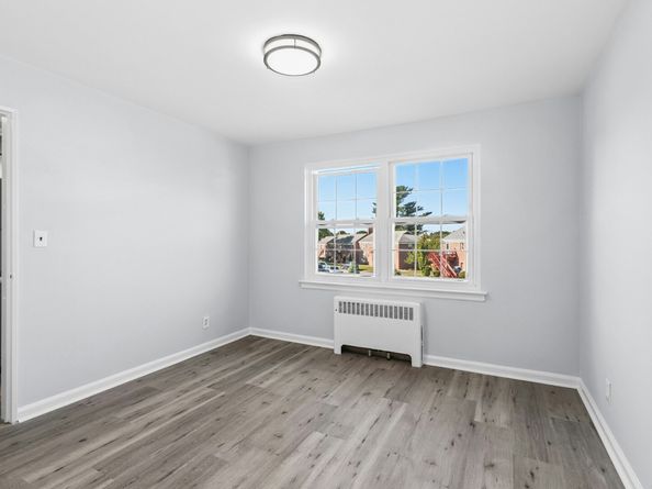 30 Revere Drive APT 3, Stamford CT 06902