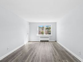 30 Revere Drive APT 3, Stamford CT 06902