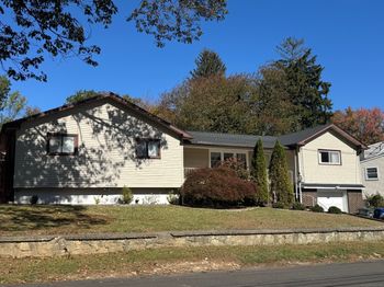 11 Linda Drive
