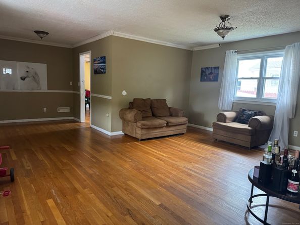 11 Linda Drive, Bridgeport CT 06606