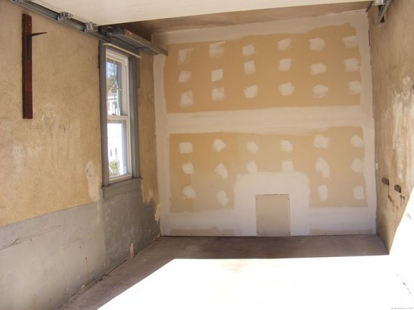 38 Edge Hill Road, Fairfield CT 06824