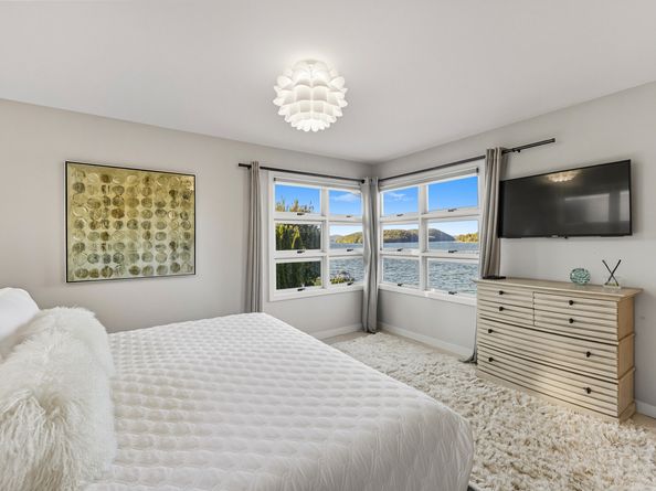 106 N Lake Shore Drive, Brookfield CT 06804