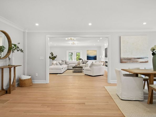 401 Unity Road, Trumbull CT 06611