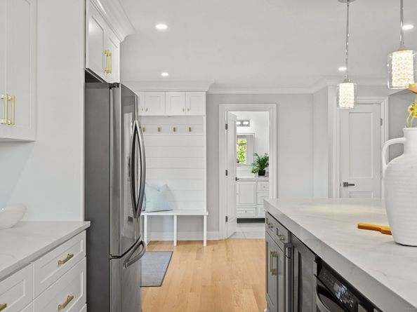 401 Unity Road, Trumbull CT 06611